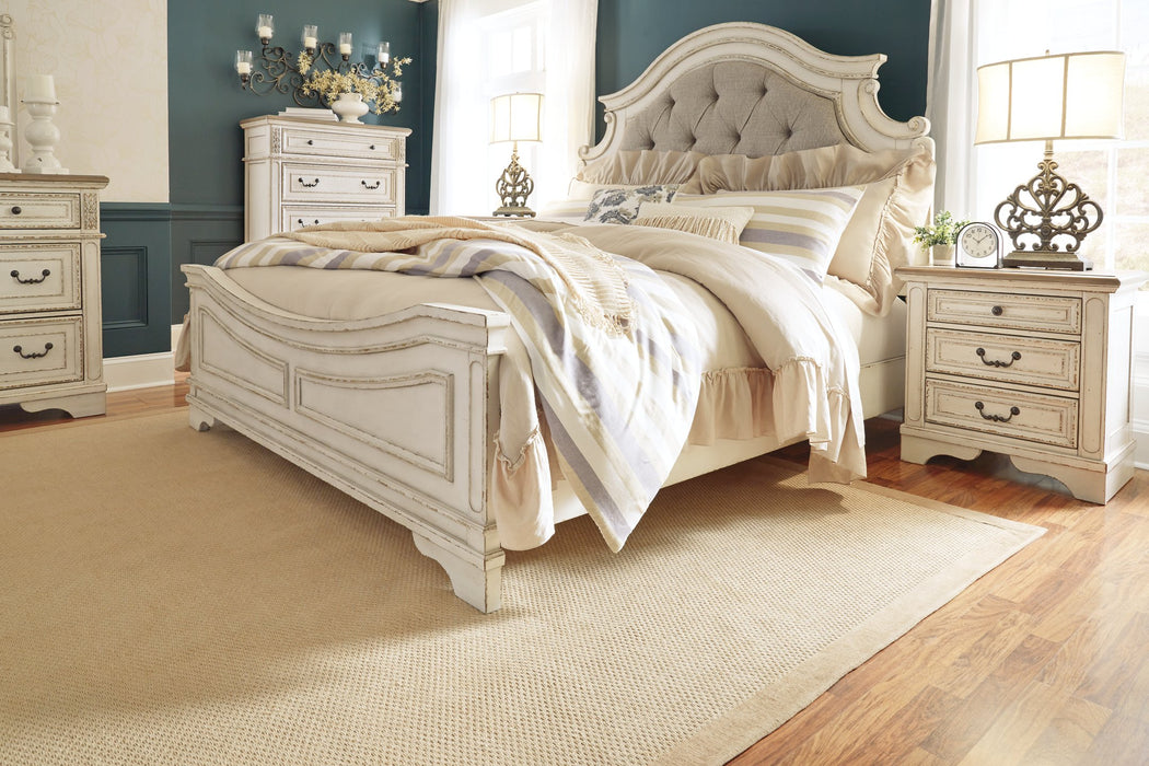 Realyn Upholstered Bed