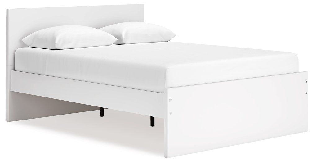 Onita Panel Bed