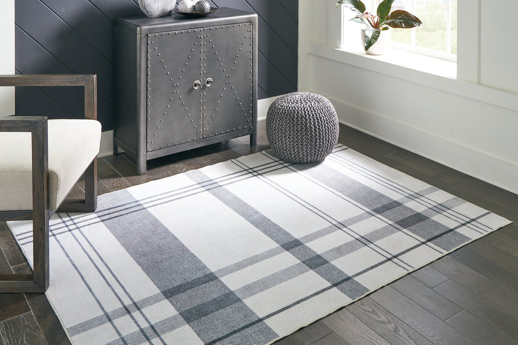 Kaidlow 5' x 7' Washable Rug