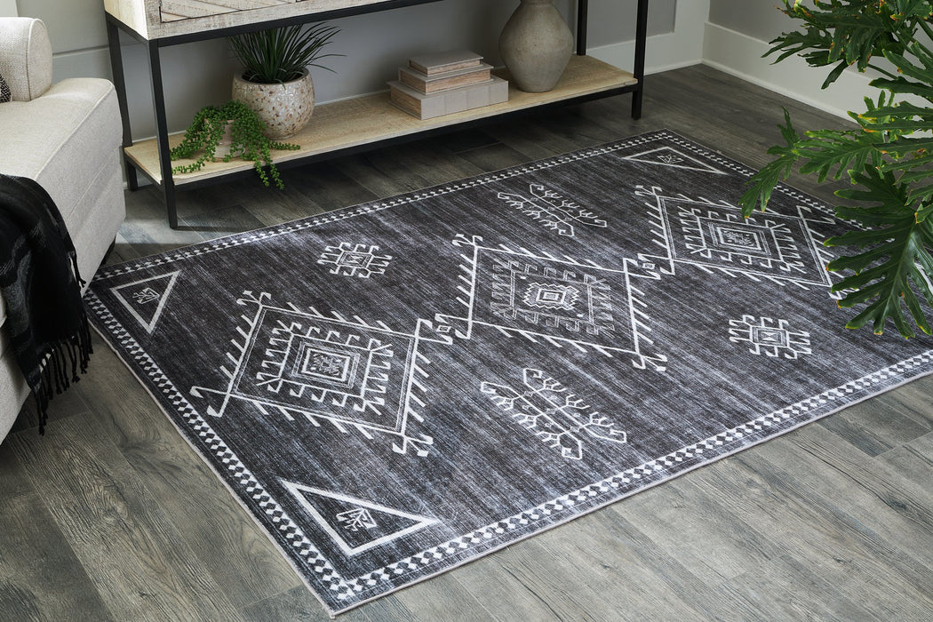 Arloman 5' x 7' Washable Rug