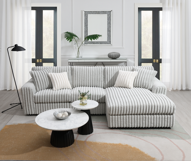 Luxe Sectional with Chaise in Grey