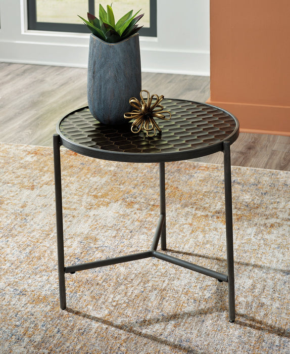 Doraley Occasional Table Package