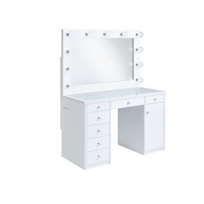 Amia Vanity Set