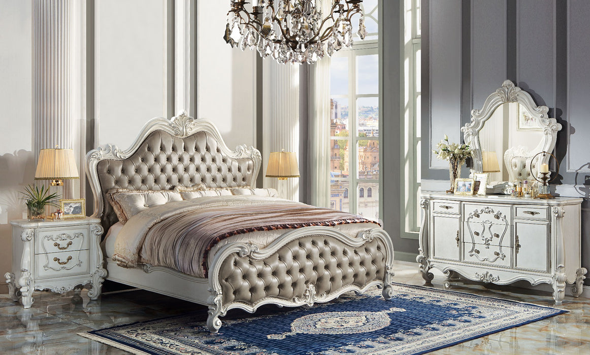 Versailles II Upholstered Bed