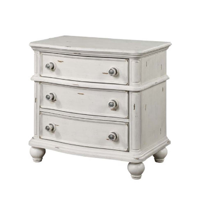 Jaqueline 3 Drawers Nightstand