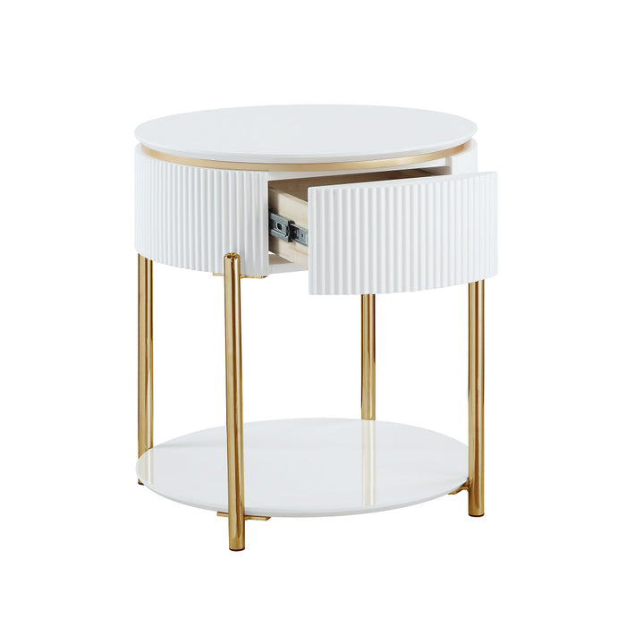 Daveigh Oval 22"L End Table