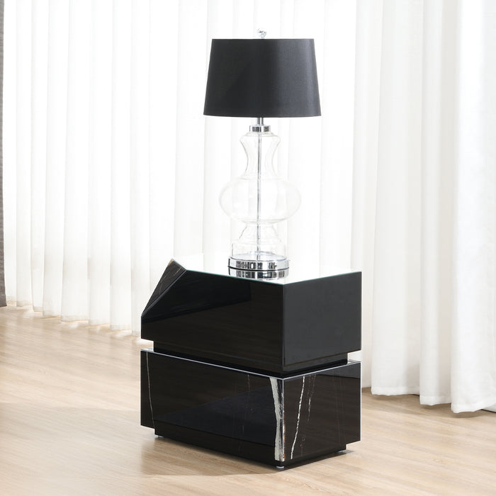 Drisana 24"L Rectangular End Table