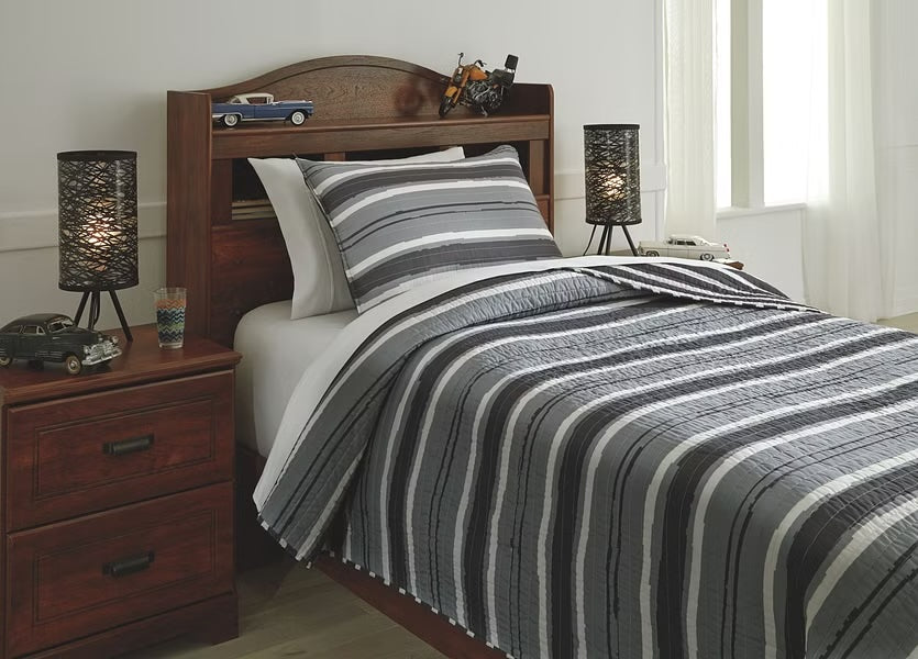 Merlin 2-Piece Twin Coverlet