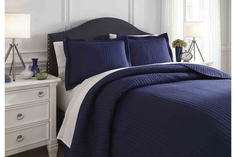 Raleda 3-Piece Queen Coverlet